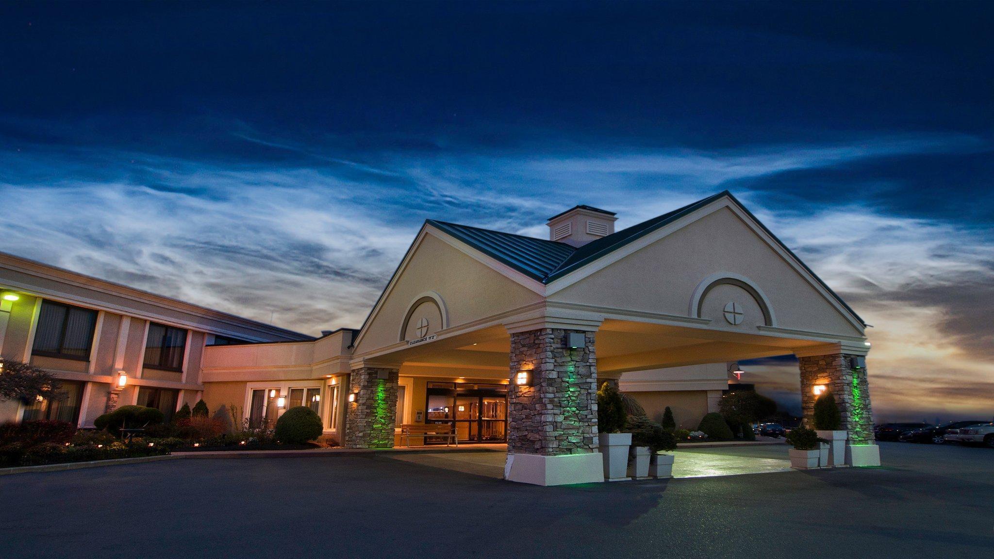 צ'יקטווואגה Buffalo Airport Hotel מראה חיצוני תמונה