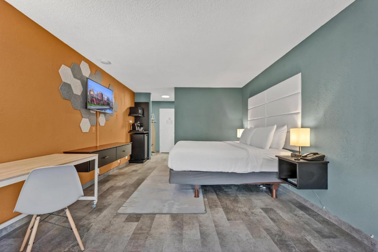 צ'יקטווואגה Buffalo Airport Hotel מראה חיצוני תמונה