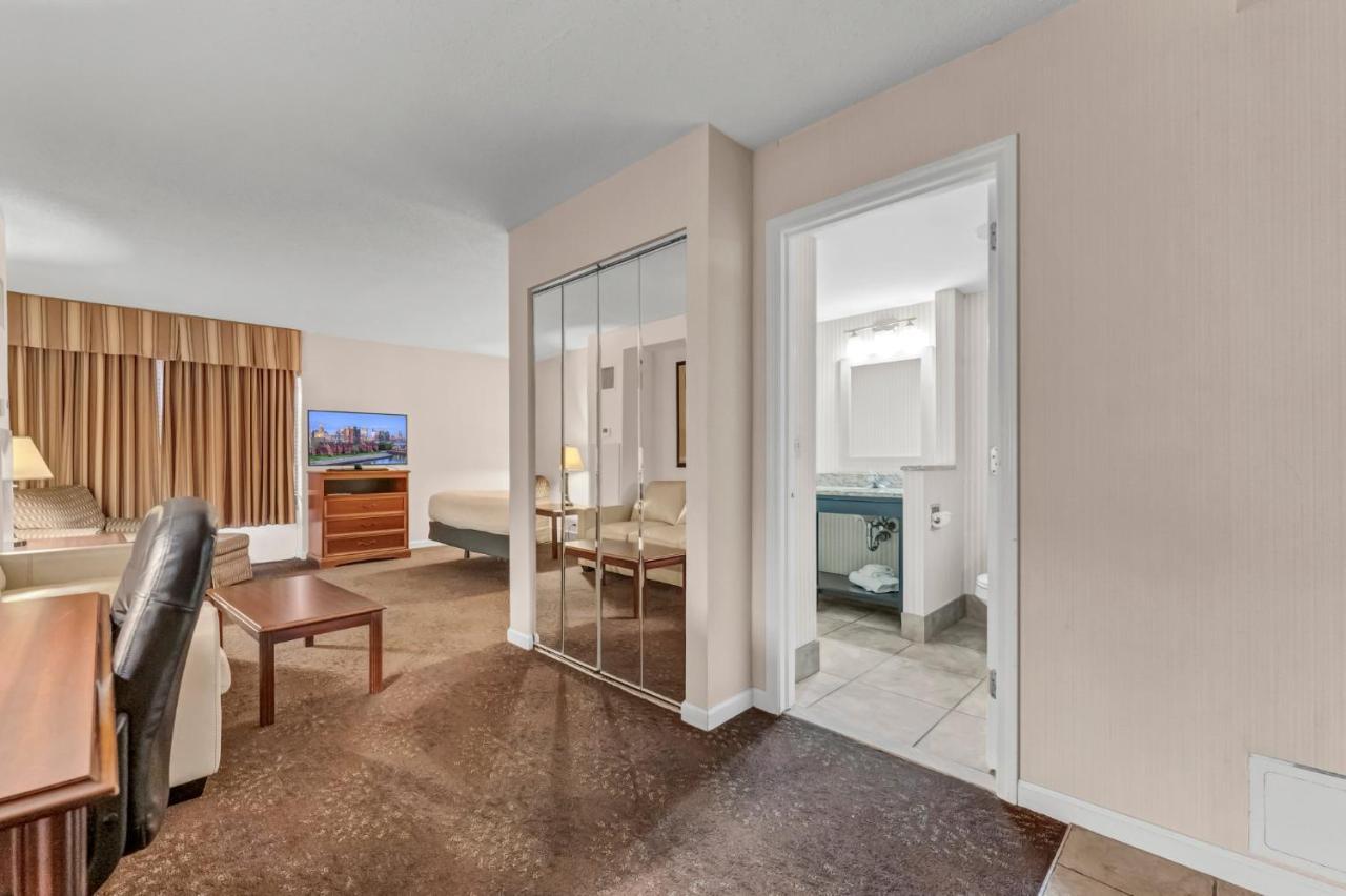 צ'יקטווואגה Buffalo Airport Hotel מראה חיצוני תמונה