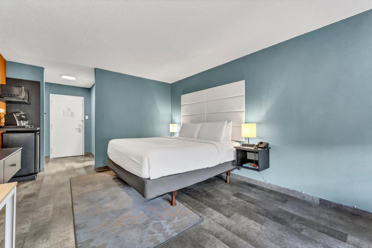 צ'יקטווואגה Buffalo Airport Hotel מראה חיצוני תמונה
