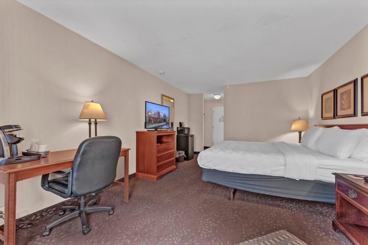 צ'יקטווואגה Buffalo Airport Hotel מראה חיצוני תמונה