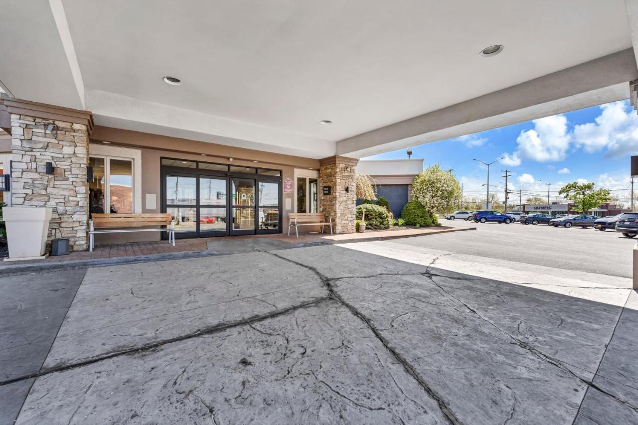 צ'יקטווואגה Buffalo Airport Hotel מראה חיצוני תמונה